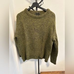 Zara Knit chunky wool & mohair crewneck sweater